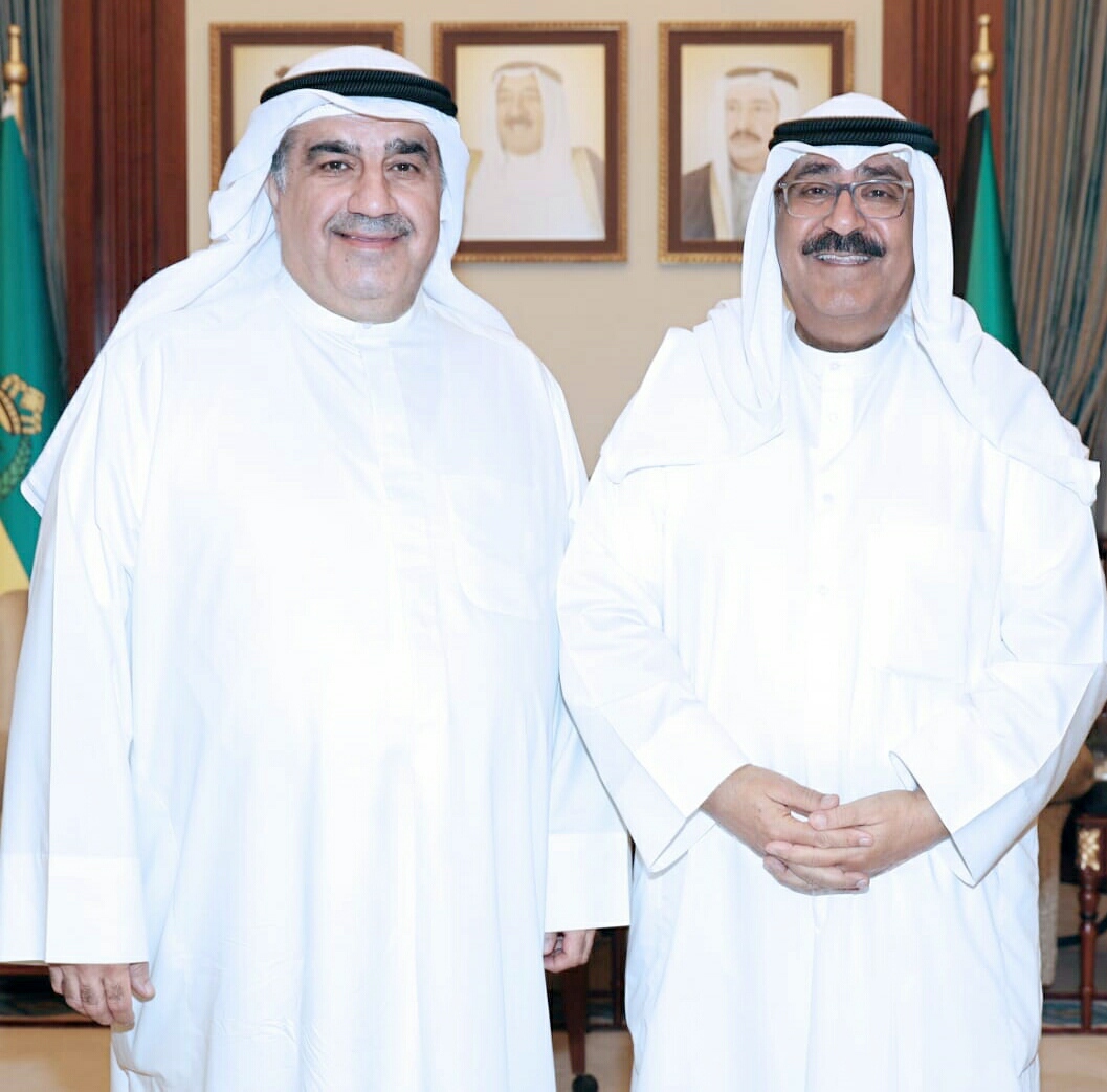 الشيخ مشعل الأحمد استقبل رئيس اللجنة المنظمة لمعرض الكويت للطيران 2020