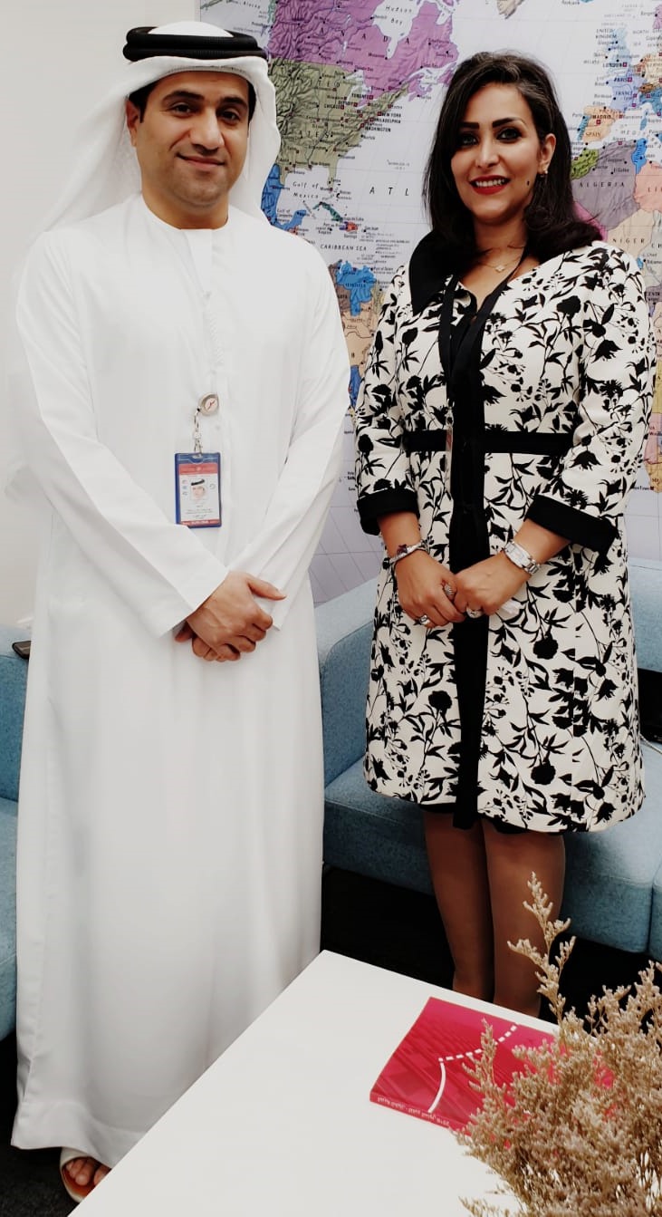 مدير الشؤون التنفيذية في شركة العربية للطيران تسلم دعوة المشاركة في معرض الكويت للطيران 2020