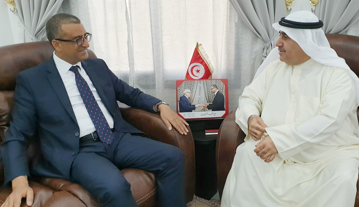 السفير التونسي استقبل رئيس اللجنة المنظمة لمعرض الكويت للطيران 2020